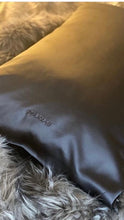 Load image into Gallery viewer, Deliciae Sleep silk pillowcase